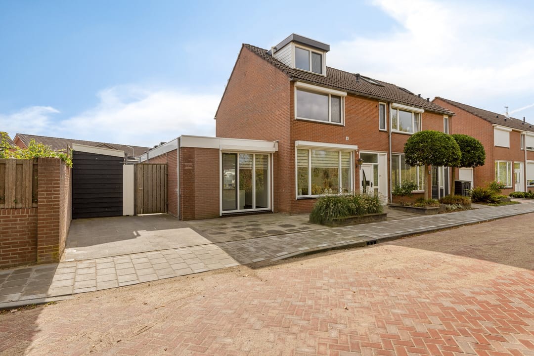 Foto 2 van Koningin Julianalaan 30