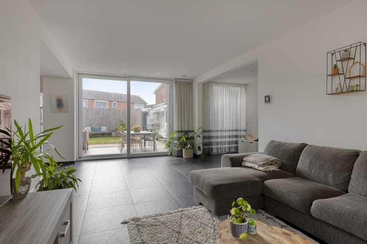 Foto 15 van Koningin Julianalaan 30