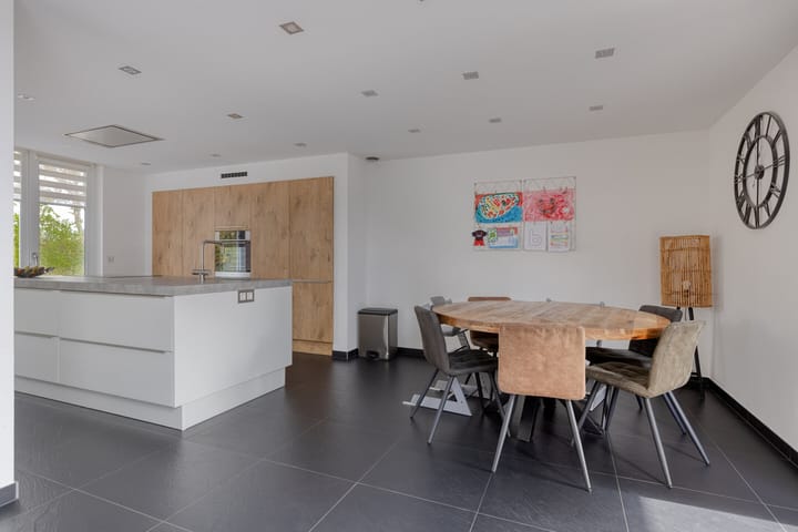 Foto 18 van Koningin Julianalaan 30