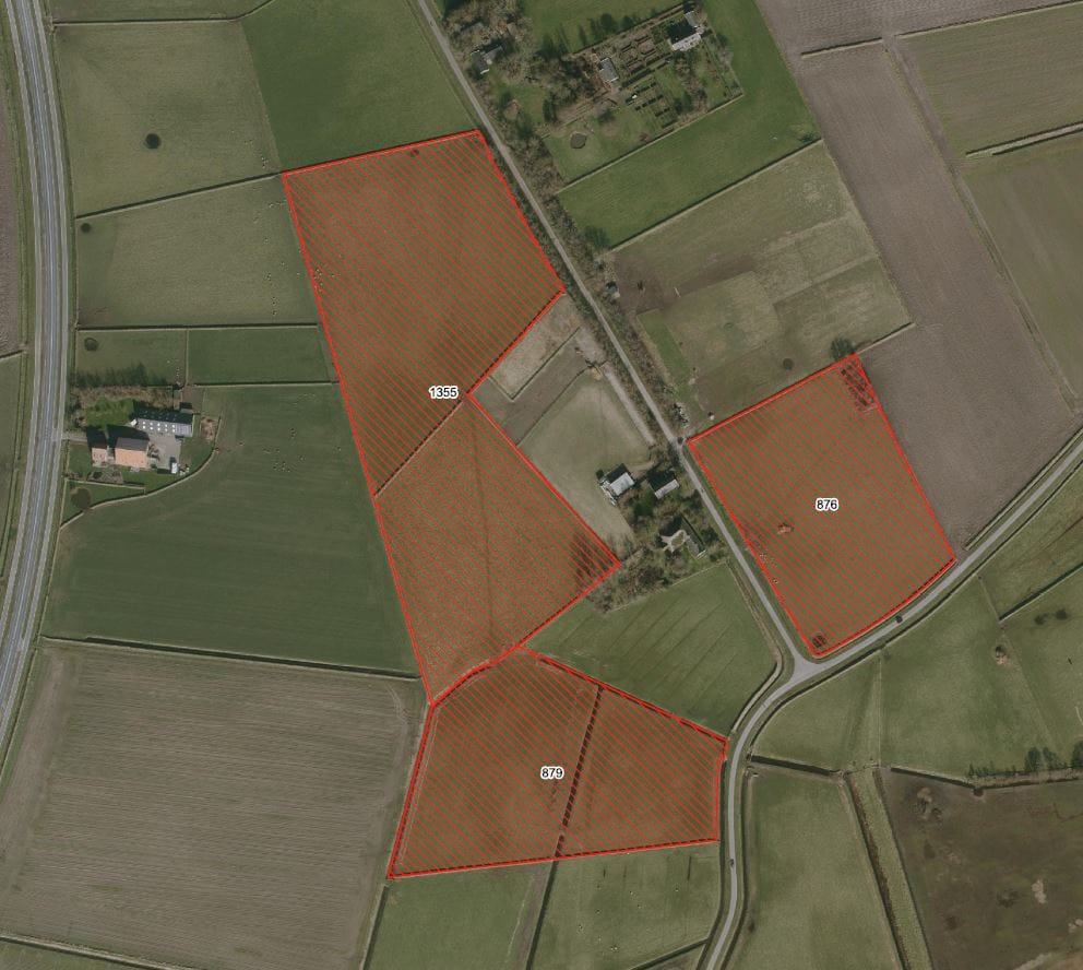 Bekijk foto 2 van Percelen bij Waterweg