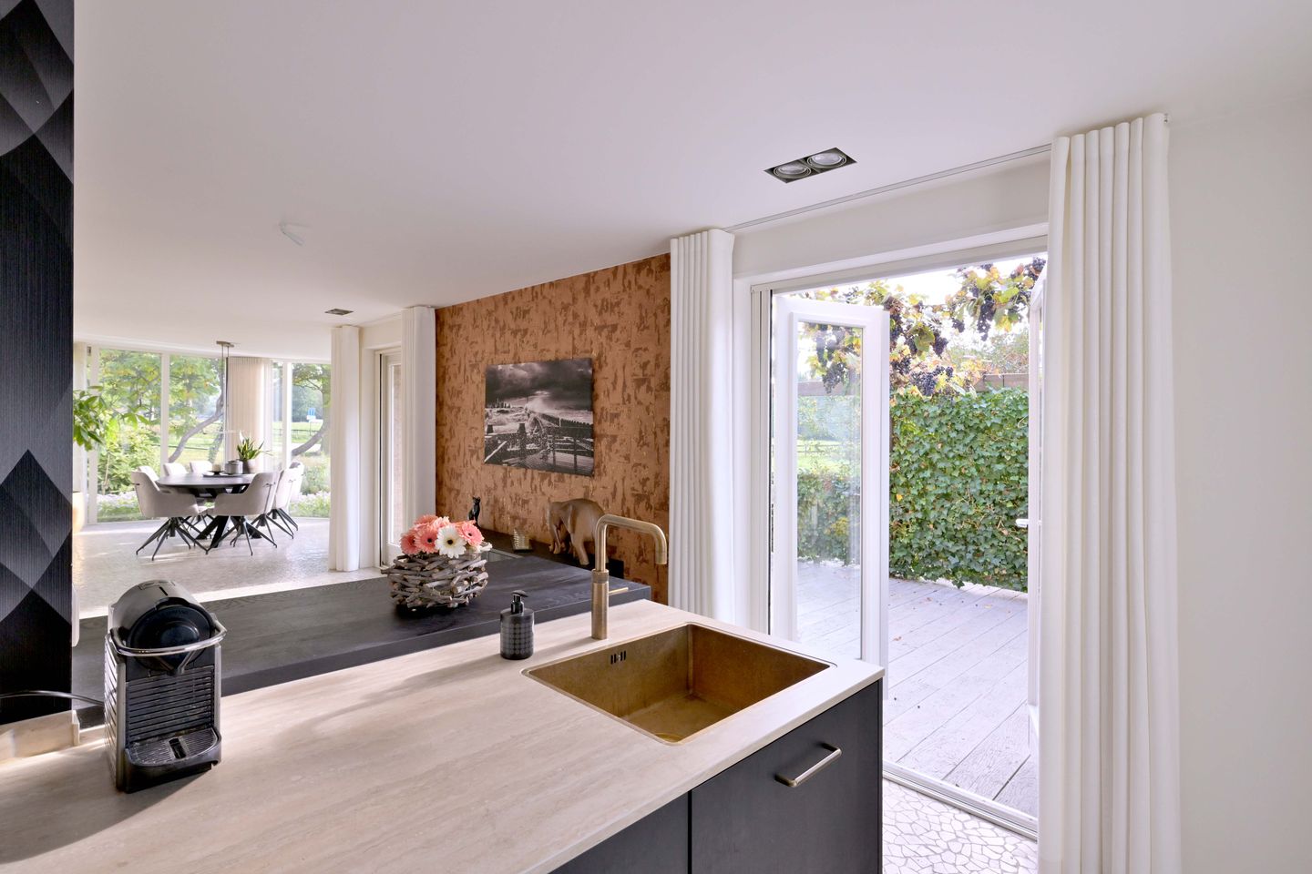 Photo 19 of Roodborst 11