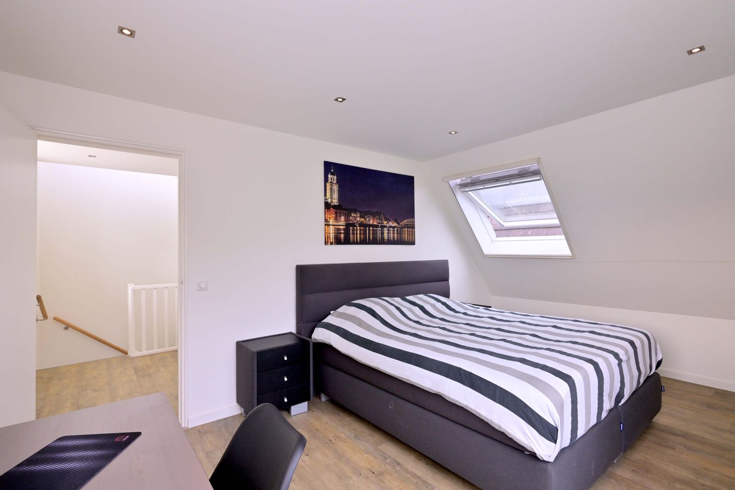 Photo 40 of Roodborst 11