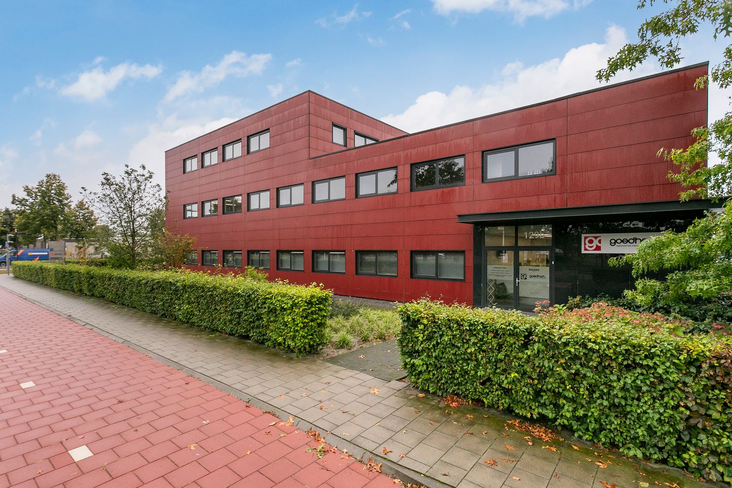 View photo 2 of Engelseweg 127-129