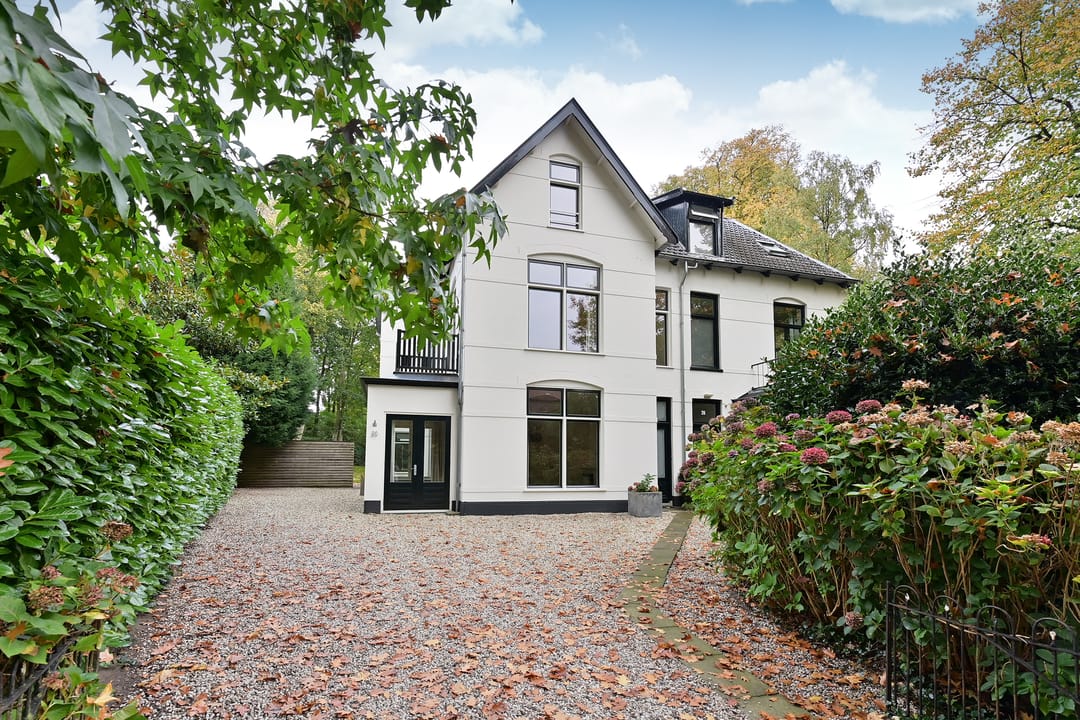 Photo 1 of Graaf Florislaan 30
