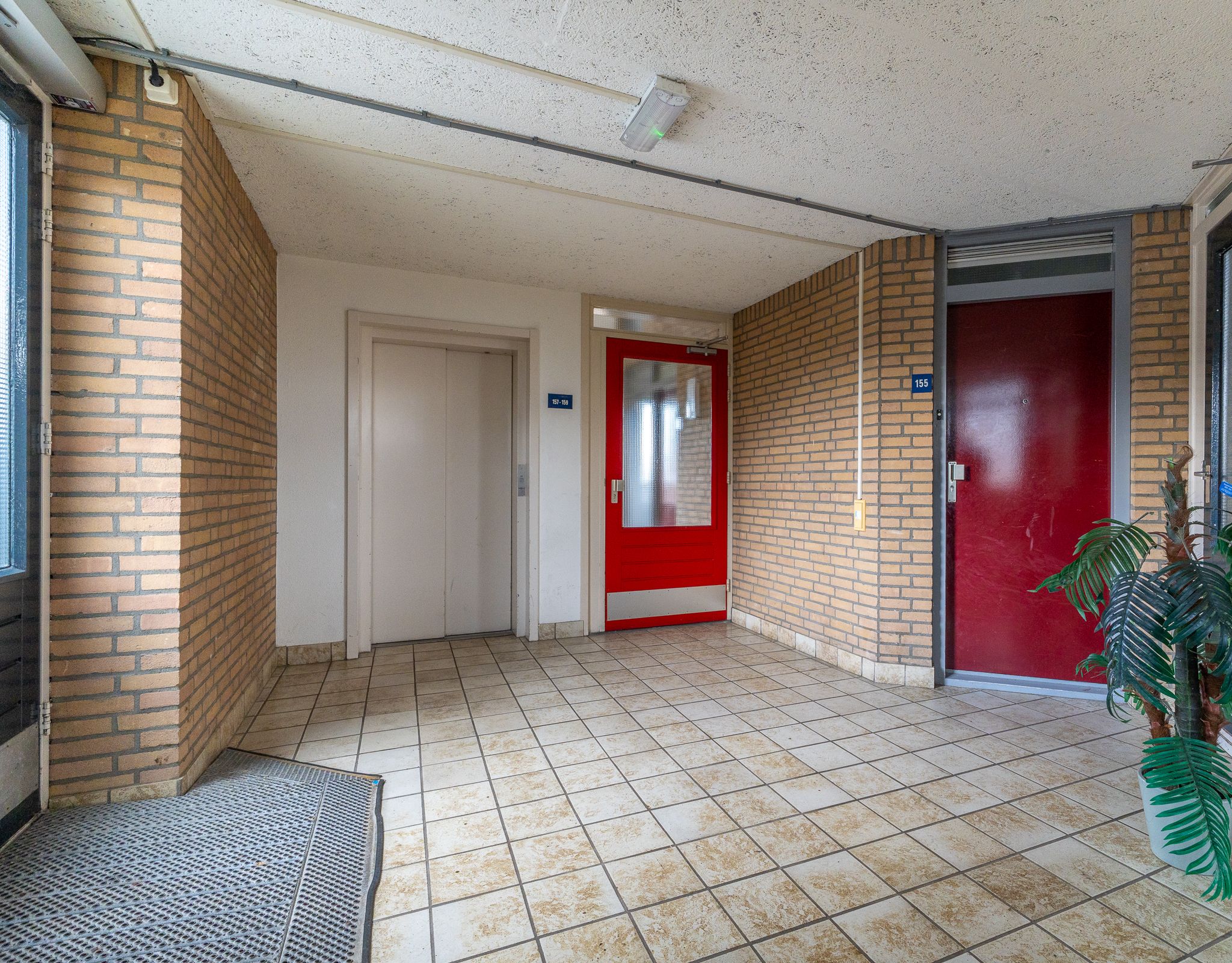 Foto 15 van Veemarkt 157