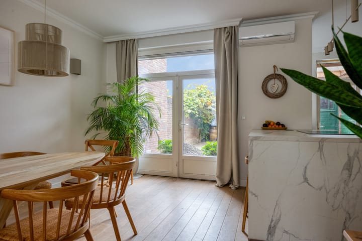 Photo 11 of President Rooseveltlaan 235