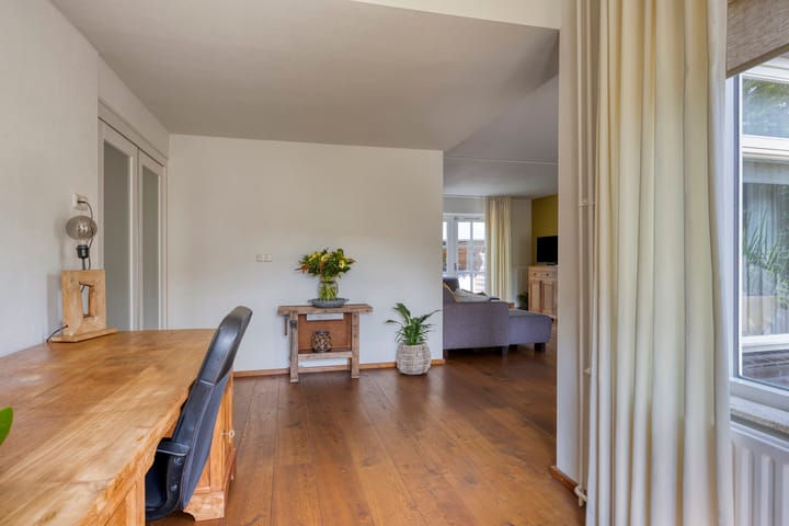 Foto 10 van Schoolstraat 10