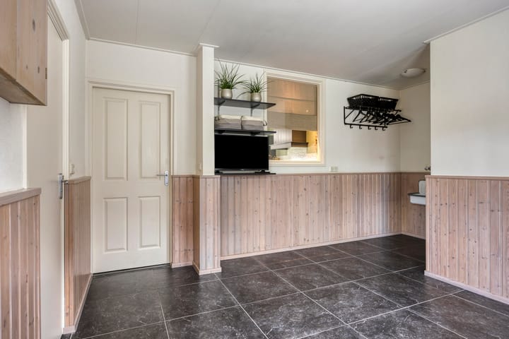 Foto 19 van Schoolstraat 10