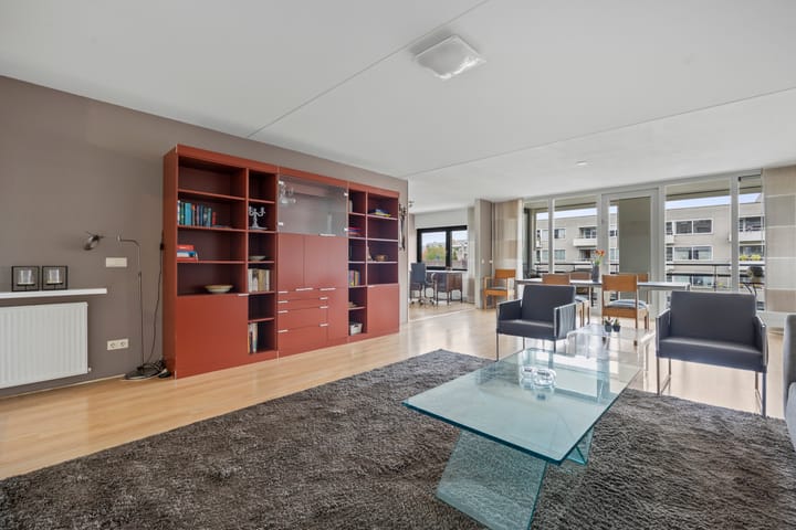 Foto 2 van Anna van Burenstraat 60-C