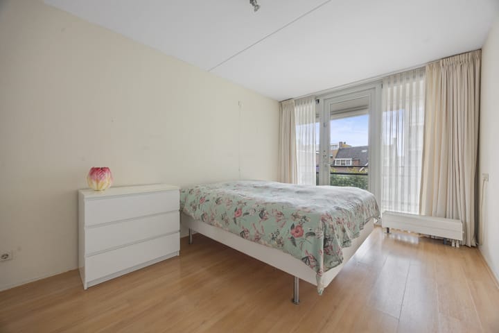 Foto 19 van Anna van Burenstraat 60-C