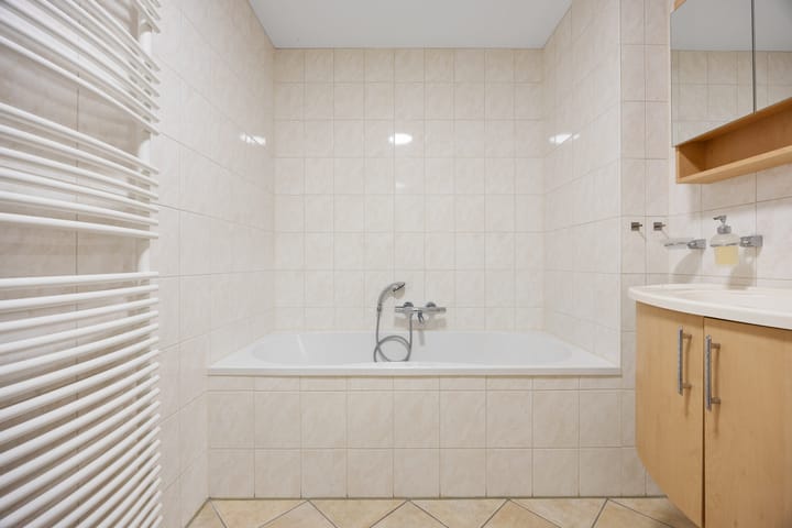 Foto 24 van Anna van Burenstraat 60-C