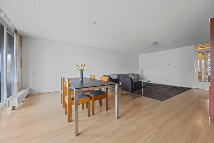 Foto 3 van Anna van Burenstraat 60-C