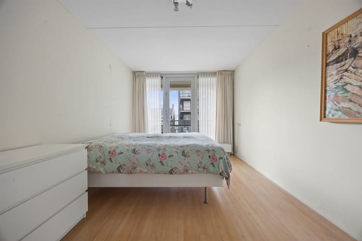 Foto 17 van Anna van Burenstraat 60-C