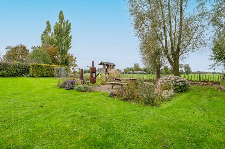 Foto 51 van 't Oeverstraat 13