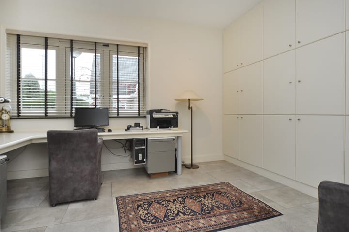 Foto 23 van De Rhijenhof 6-B