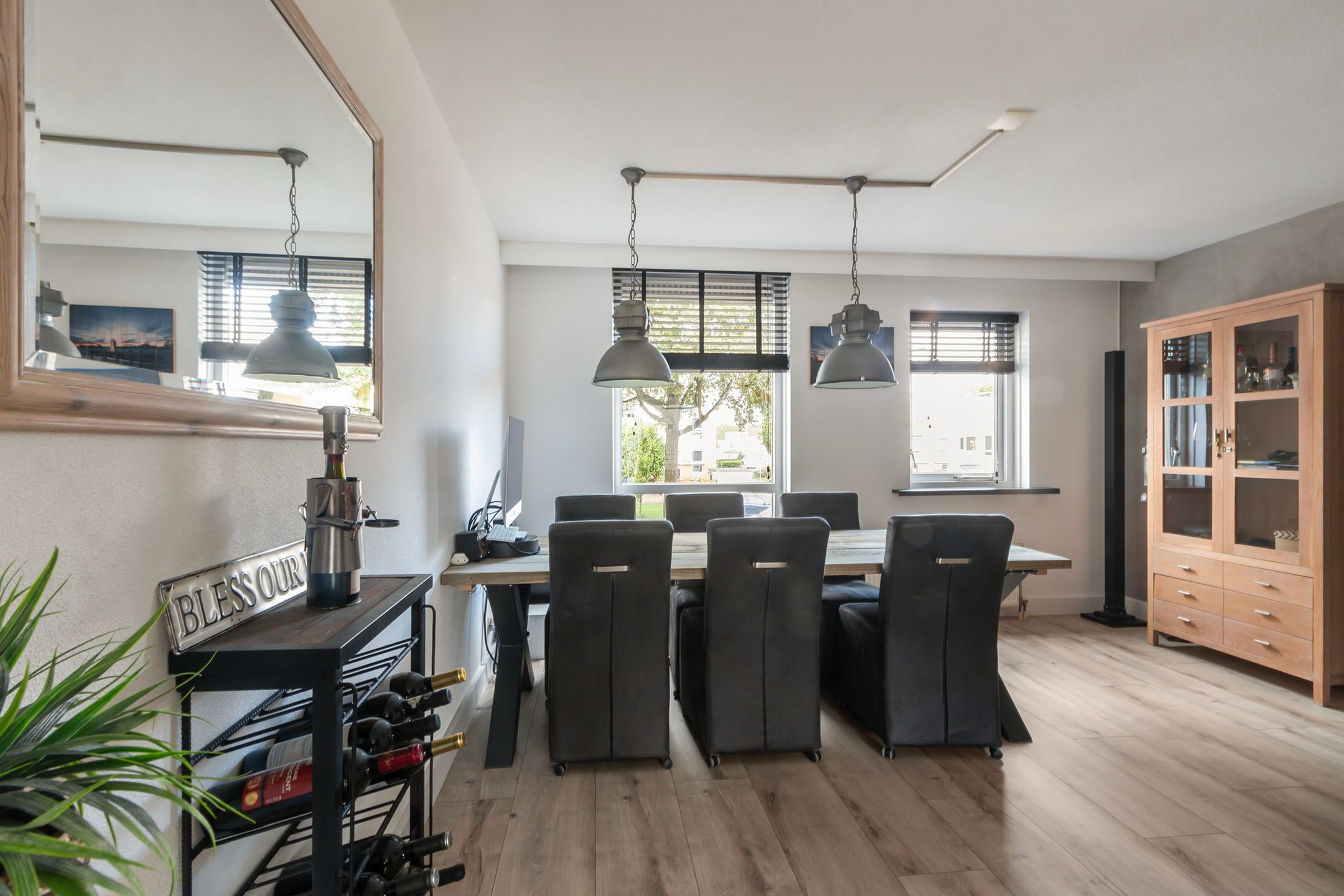 Photo 18 of Merbau 111