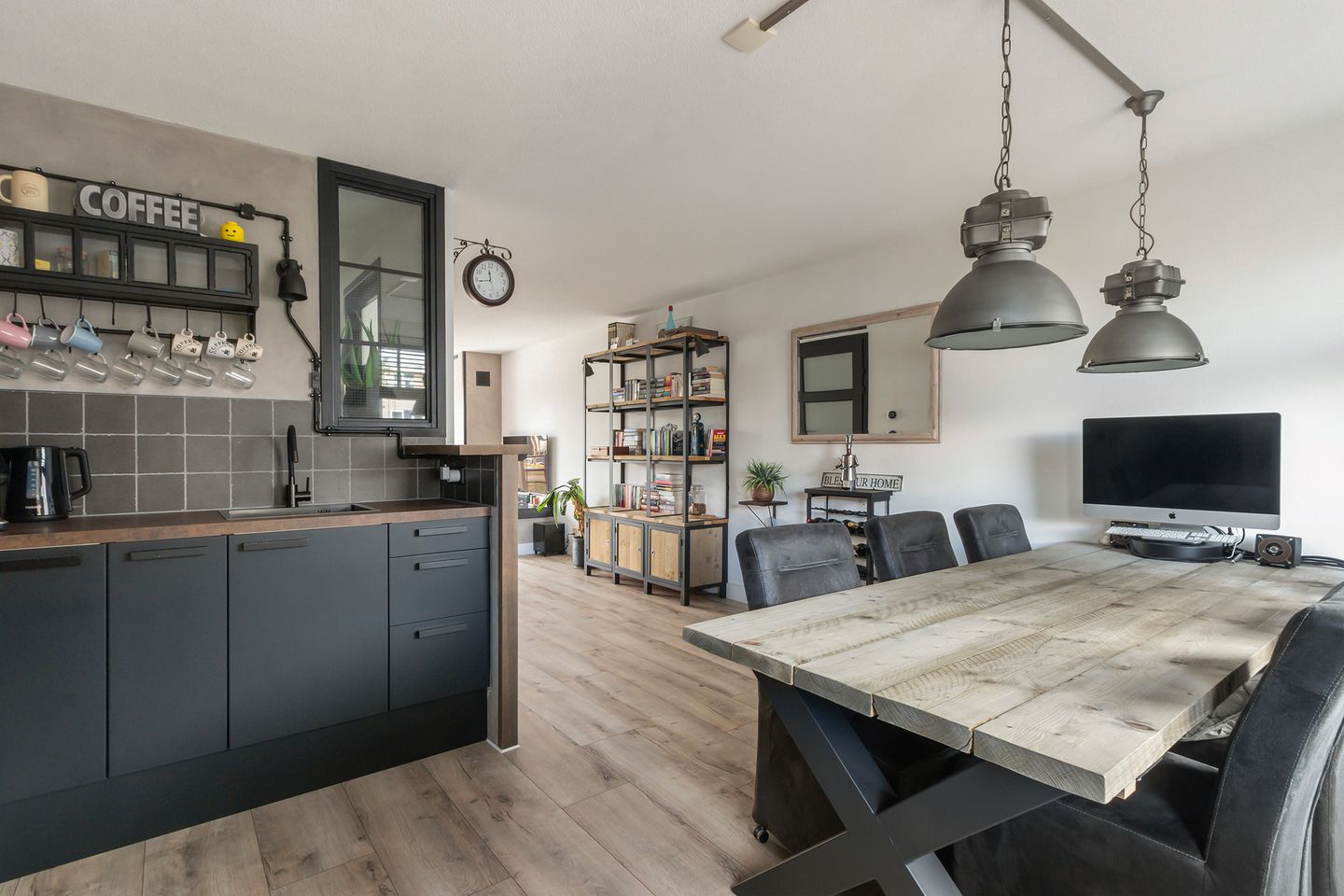 Photo 19 of Merbau 111