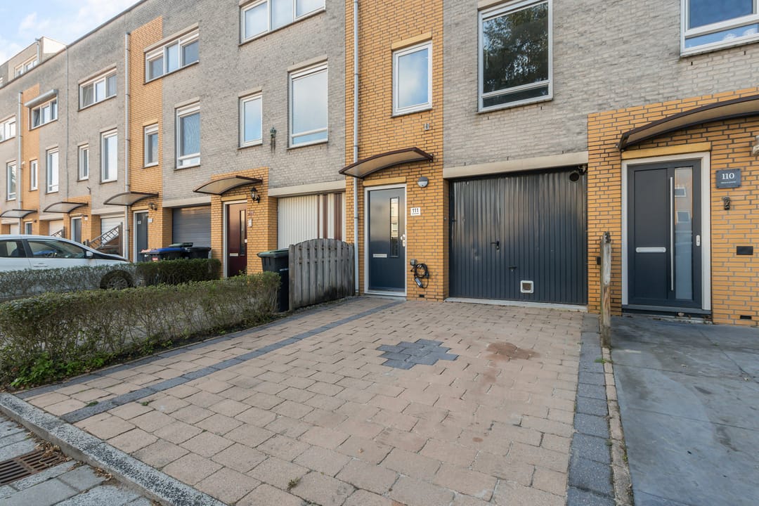 Photo 43 of Merbau 111