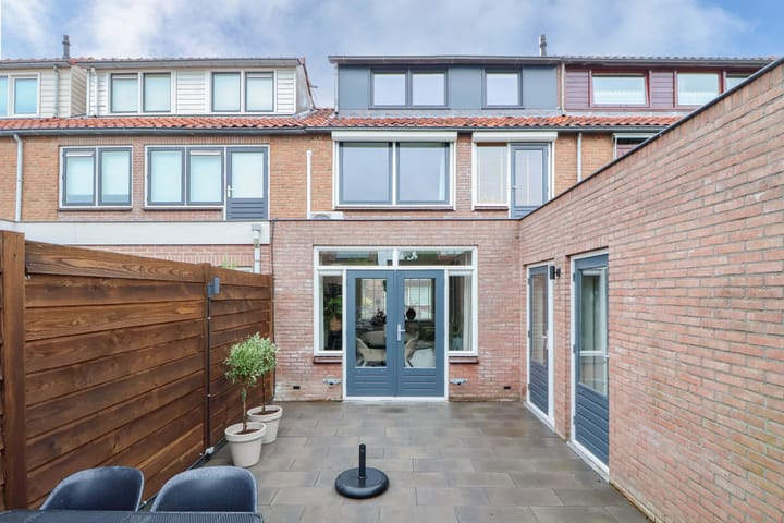 Foto 2 van Floris van Dijckstraat 6