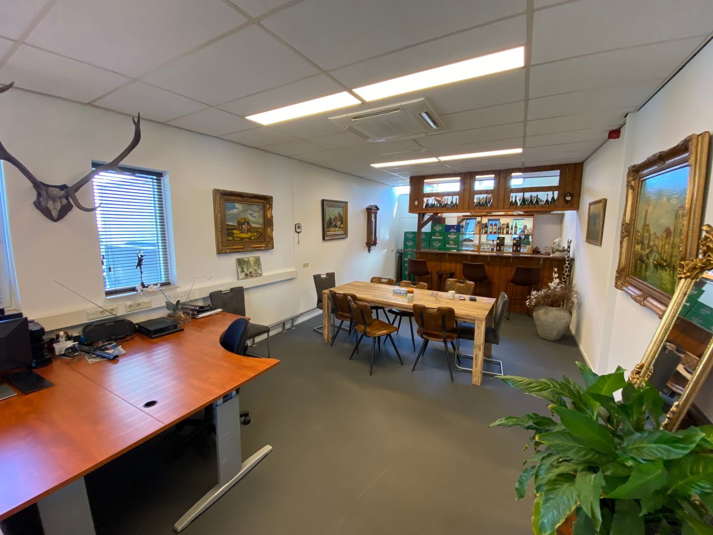 View photo 3 of Maagdenburgstraat 32