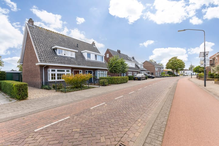 Photo 8 of Esschestraat 107