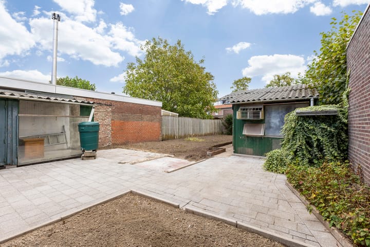 Photo 35 of Esschestraat 107