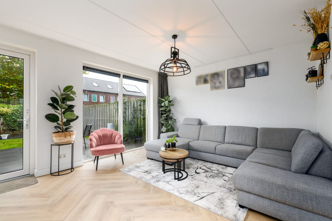 Photo 2 of Henriëtte Roland Holstweg 19