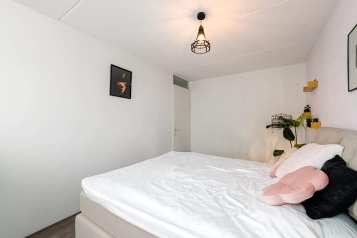 Photo 16 of Henriëtte Roland Holstweg 19