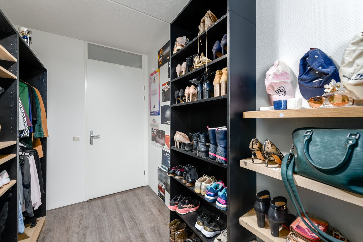 Photo 20 of Henriëtte Roland Holstweg 19