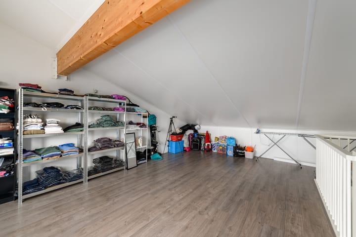 Photo 24 of Henriëtte Roland Holstweg 19