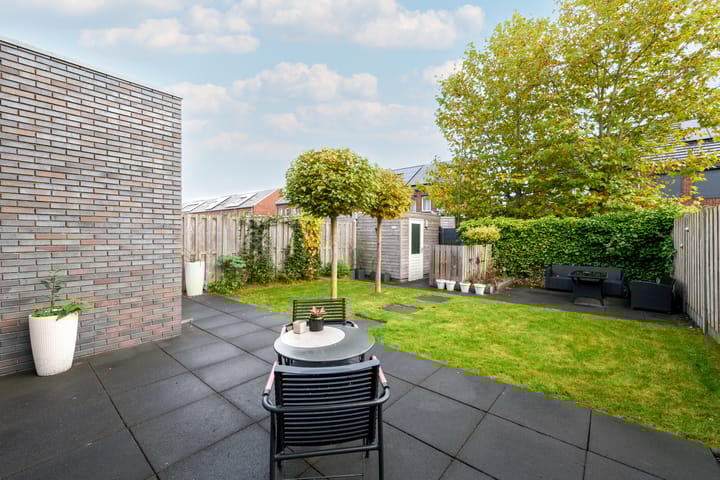 Photo 31 of Henriëtte Roland Holstweg 19