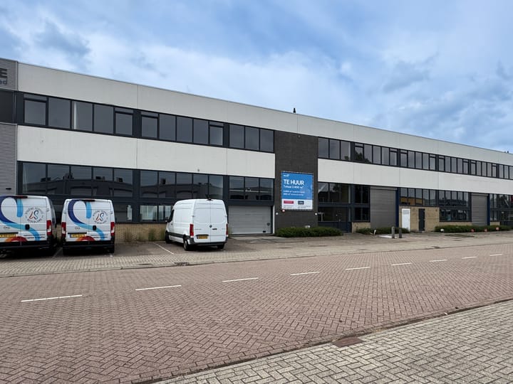 Pampuslaan 81, Weesp