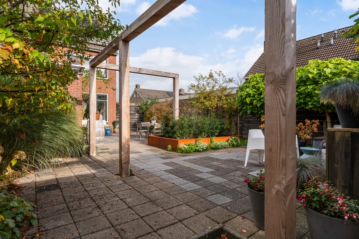 Foto 4 van Sixmastins 32