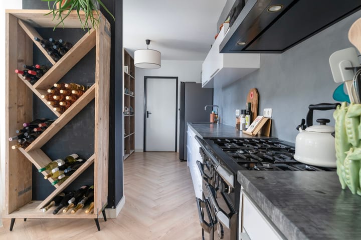 Foto 12 van Sixmastins 32