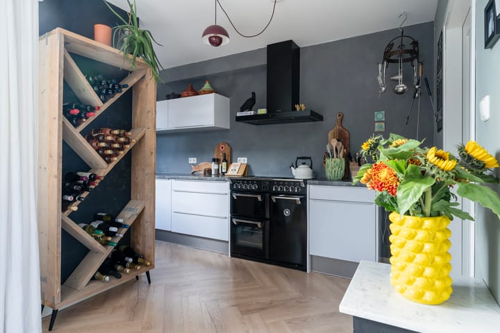 Foto 13 van Sixmastins 32