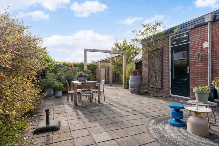 Foto 25 van Sixmastins 32