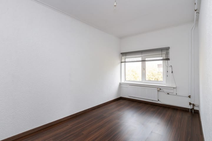 Foto 26 van Strevelsweg 144-B02