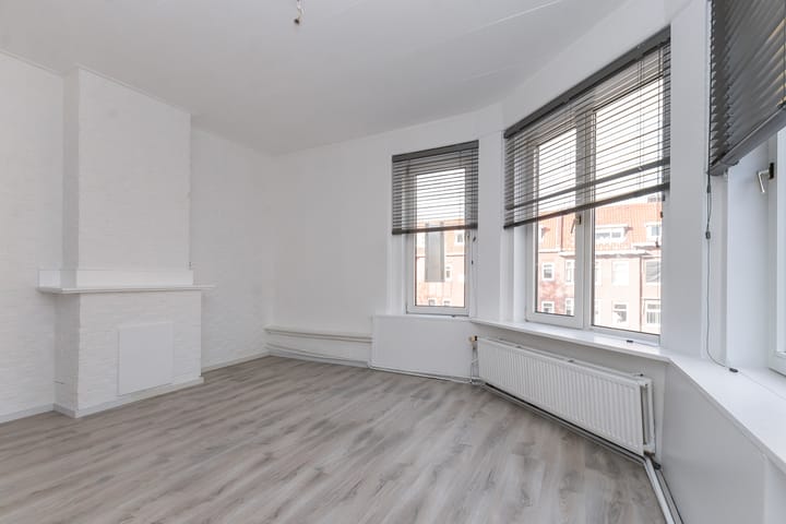 Foto 8 van Strevelsweg 144-B02