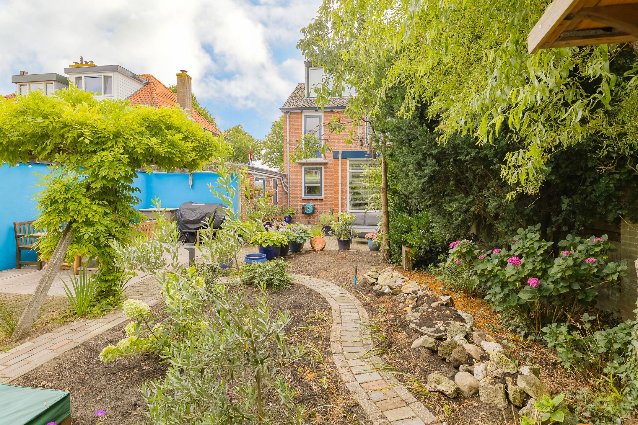 Photo 33 of Hoofdstraat 20