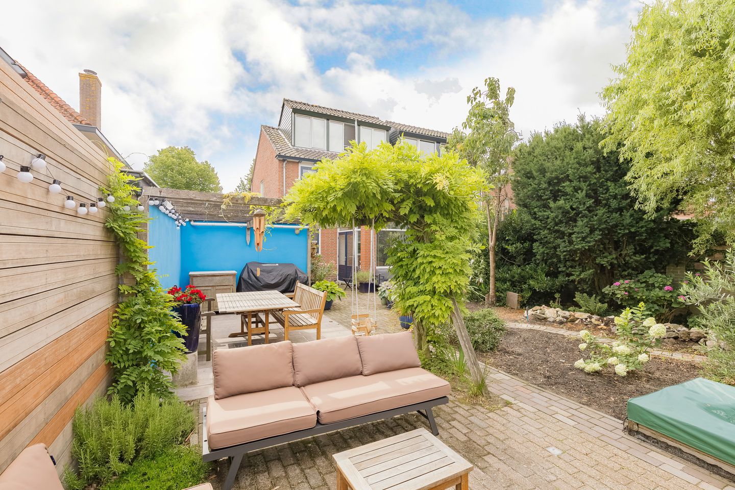 Photo 34 of Hoofdstraat 20