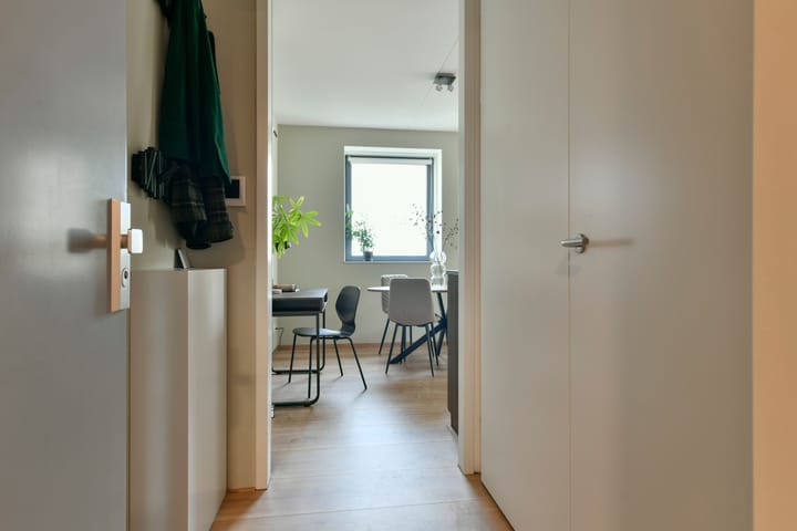 Foto 11 van Vluchtladderstraat 29