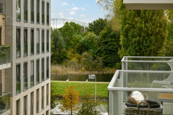 Foto 15 van Vluchtladderstraat 29