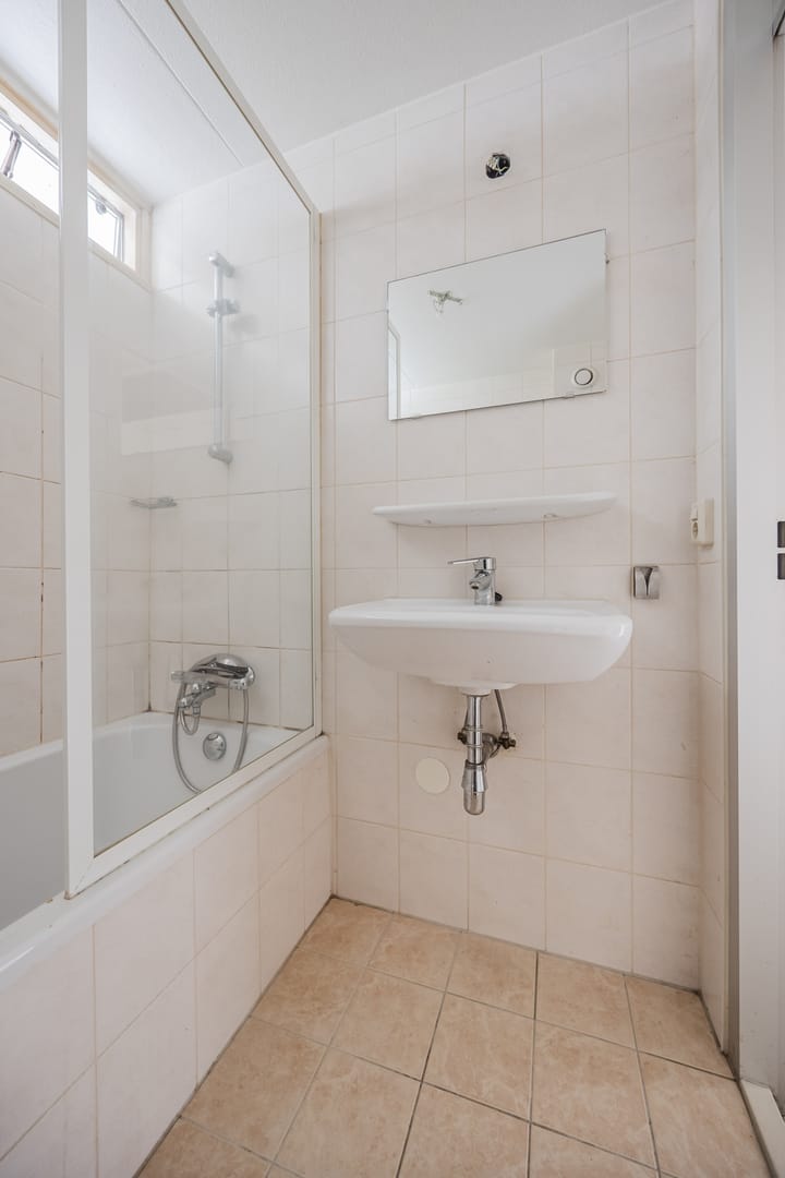 Photo 25 of Kapittelstraat 43