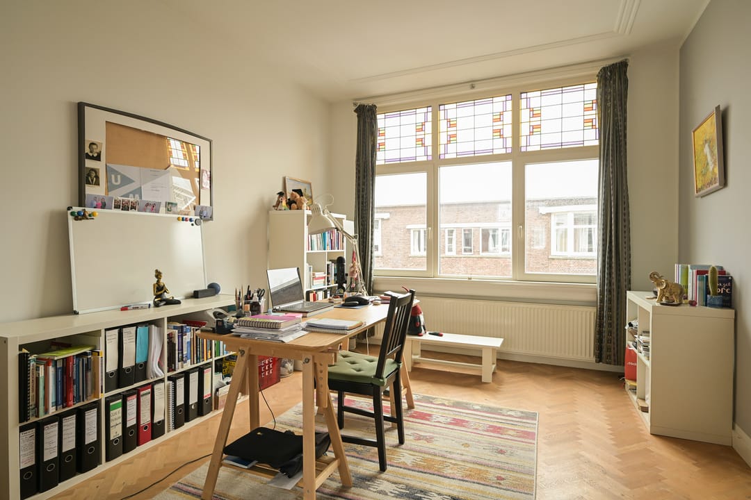 Photo 11 of Hoog Buurlostraat 79