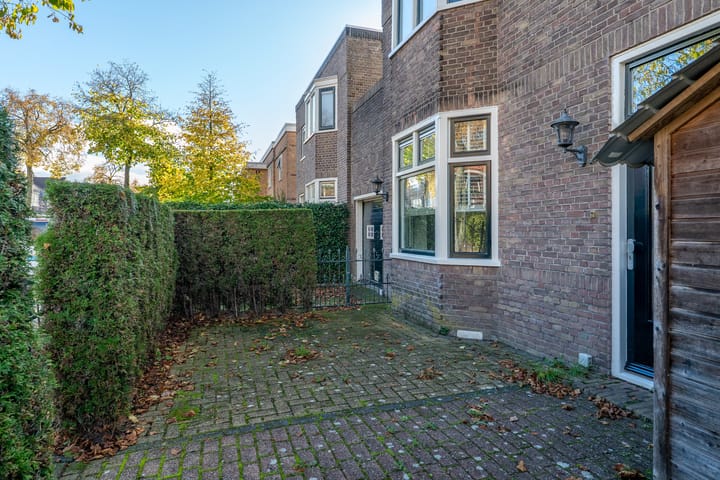 Foto 27 van Merelstraat 2