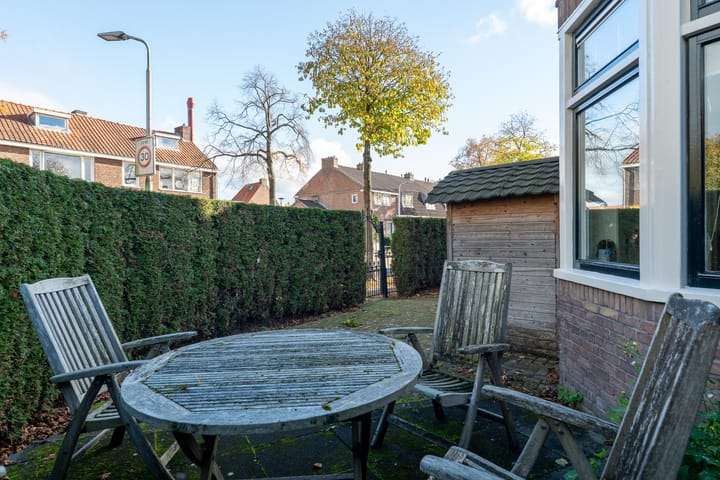 Foto 30 van Merelstraat 2