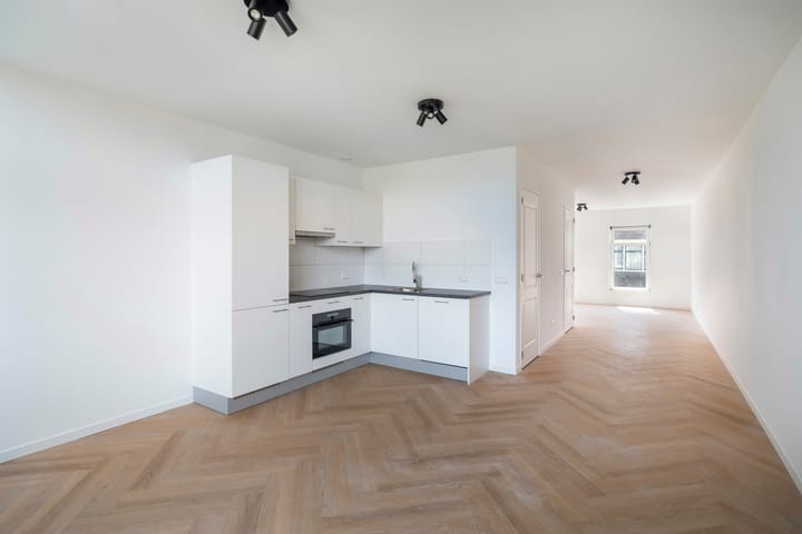 Photo 5 of Taandersstraat 36-B02