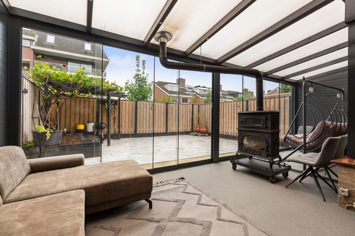 Photo 3 of Logger 18