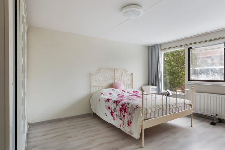 Photo 27 of Logger 18