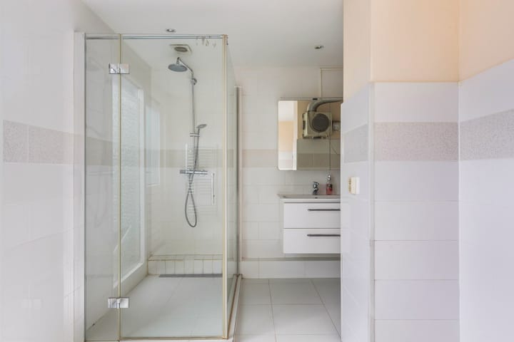 Photo 46 of Logger 18